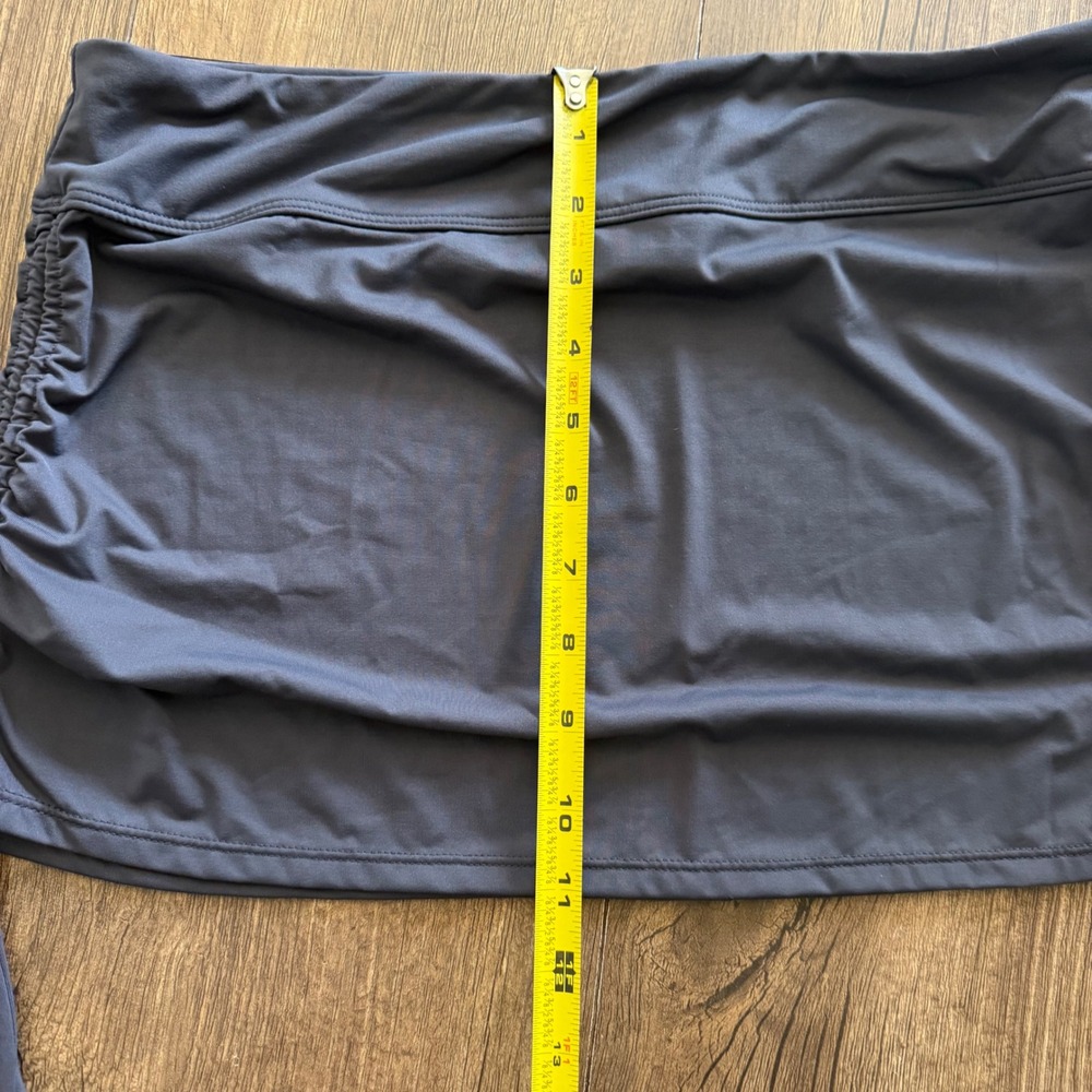 Athleta Splash Swim Skirt Womens Medium Gray Ruched Side Cinch Athletic Poolside - Picture 8 of 14